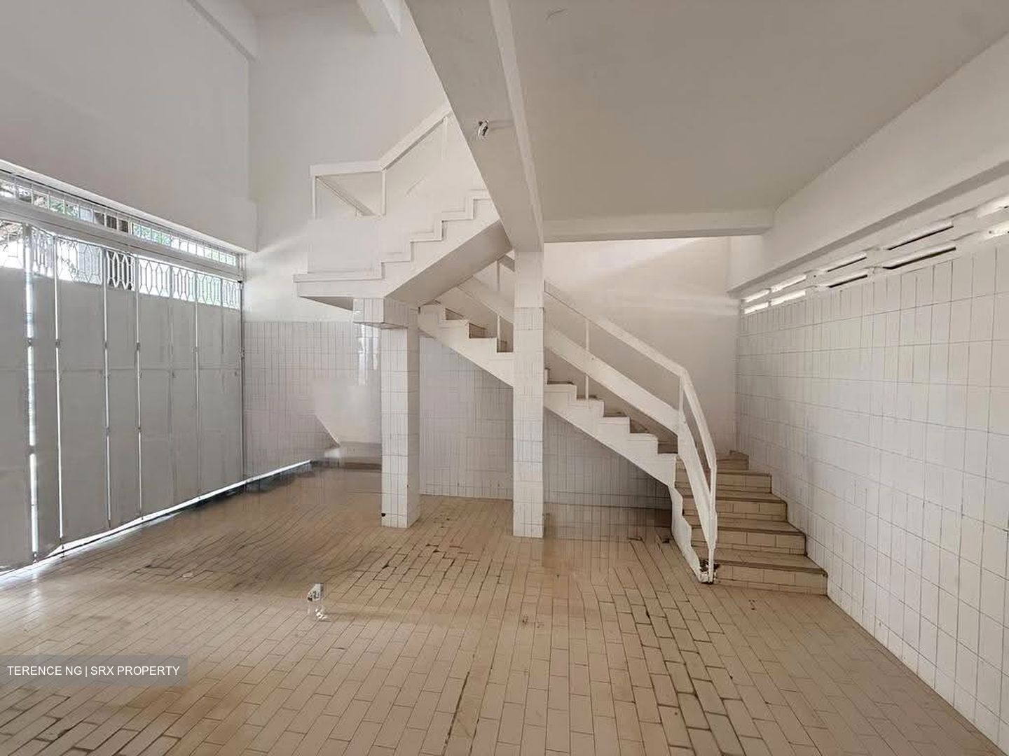 Yio Chu Kang Road (D19), Shop House #605344891